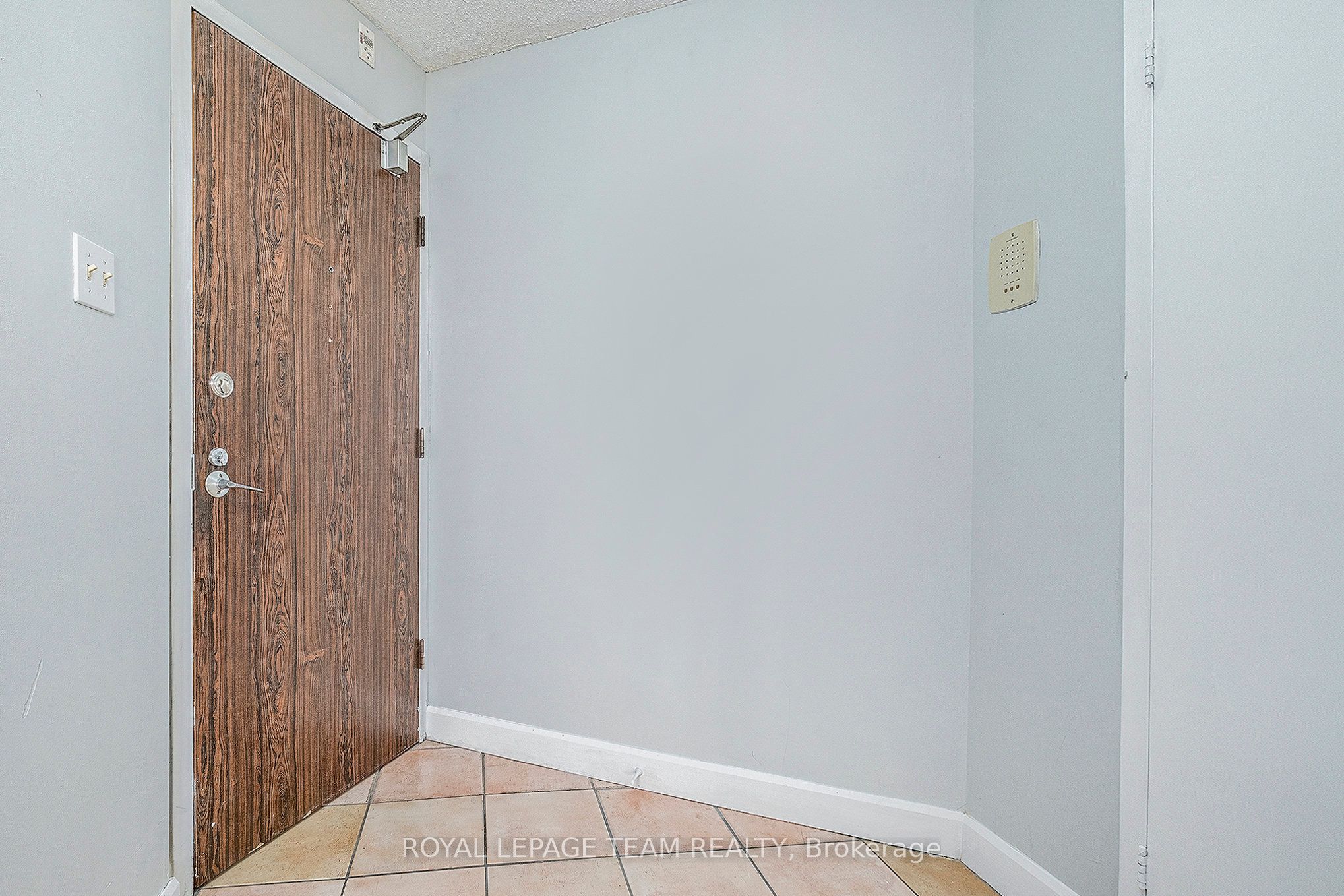 900 DYNES Road #507, Mooneys Bay - Carleton Heights and Area 4702 - Carleton Square