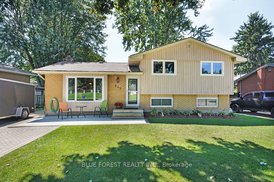 245 Chittick Crescent