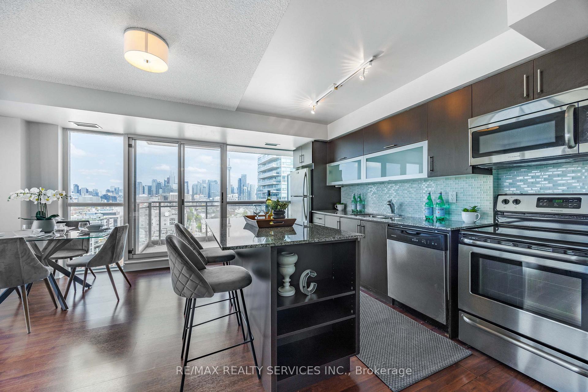 2 Bedrooms Condo at 100 Western Battery,  Toronto For sale
