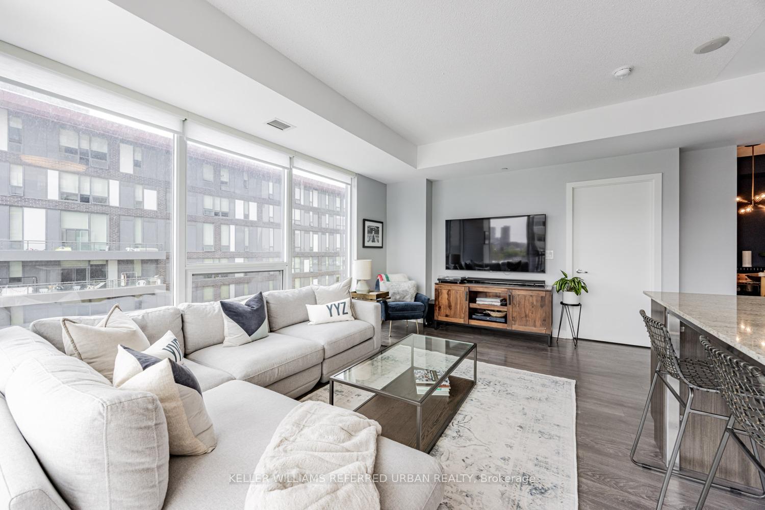 3 Bedrooms Condo at 225 Sackville, Toronto For sale