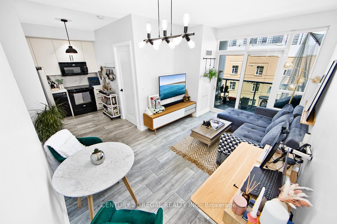 1 Bedroom Condo at 120 Homewood, Toronto For sale