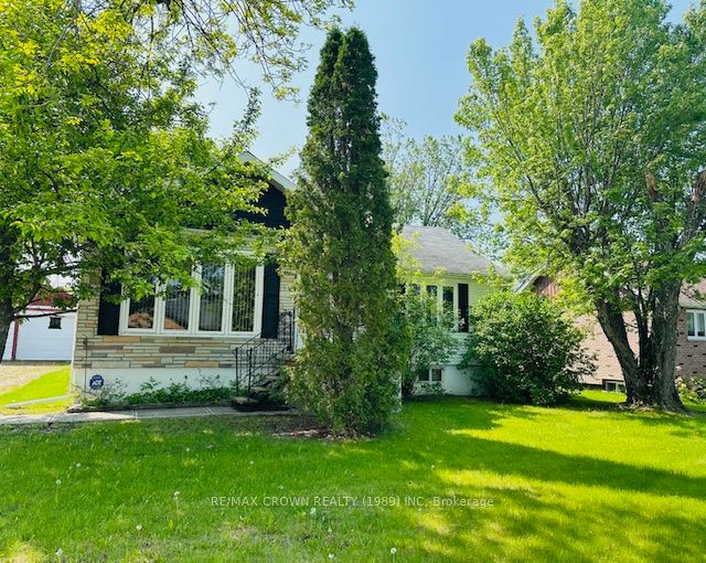 15 Poplar