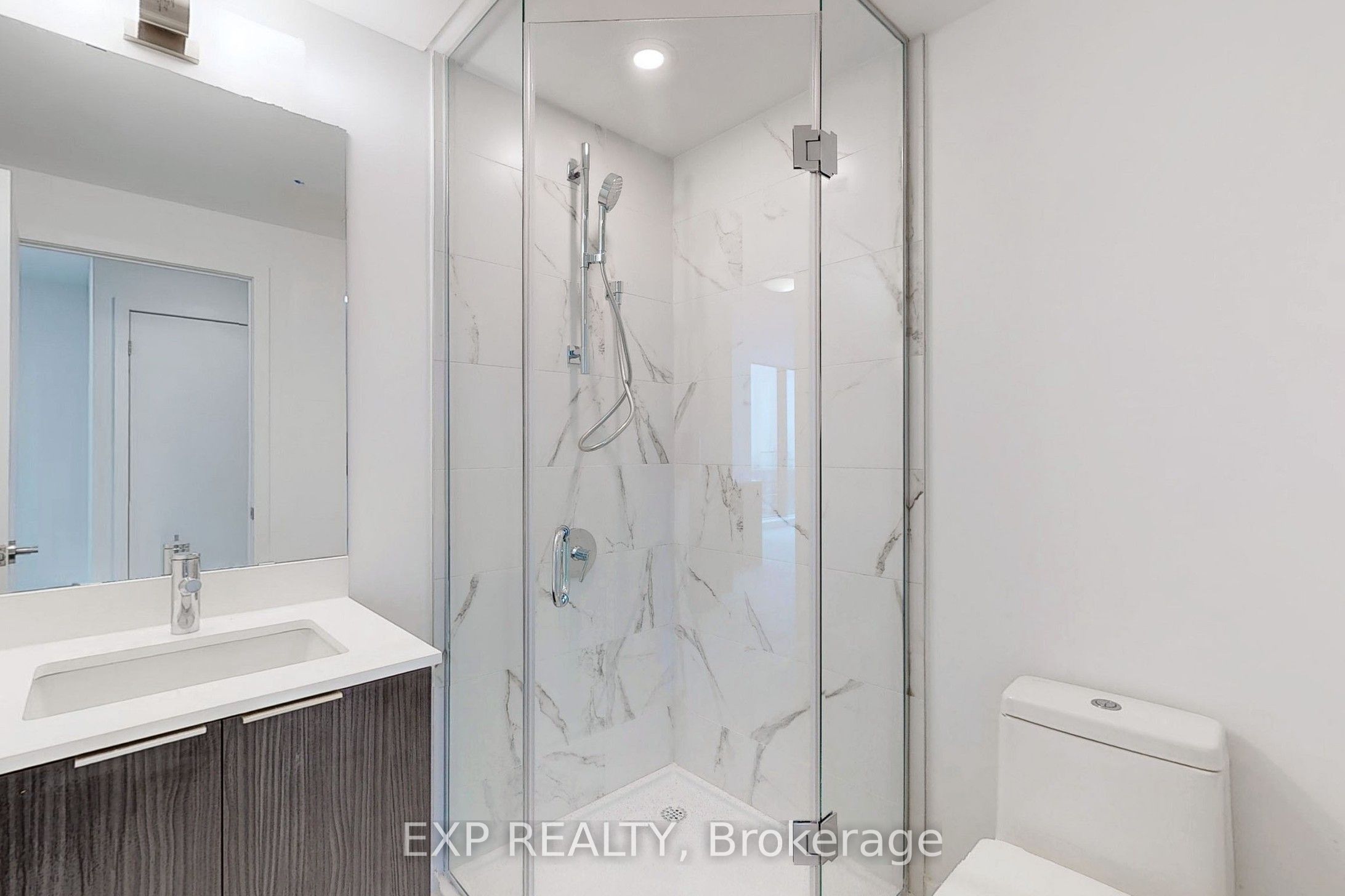7 Golden Lion Hts Avenue, #1409