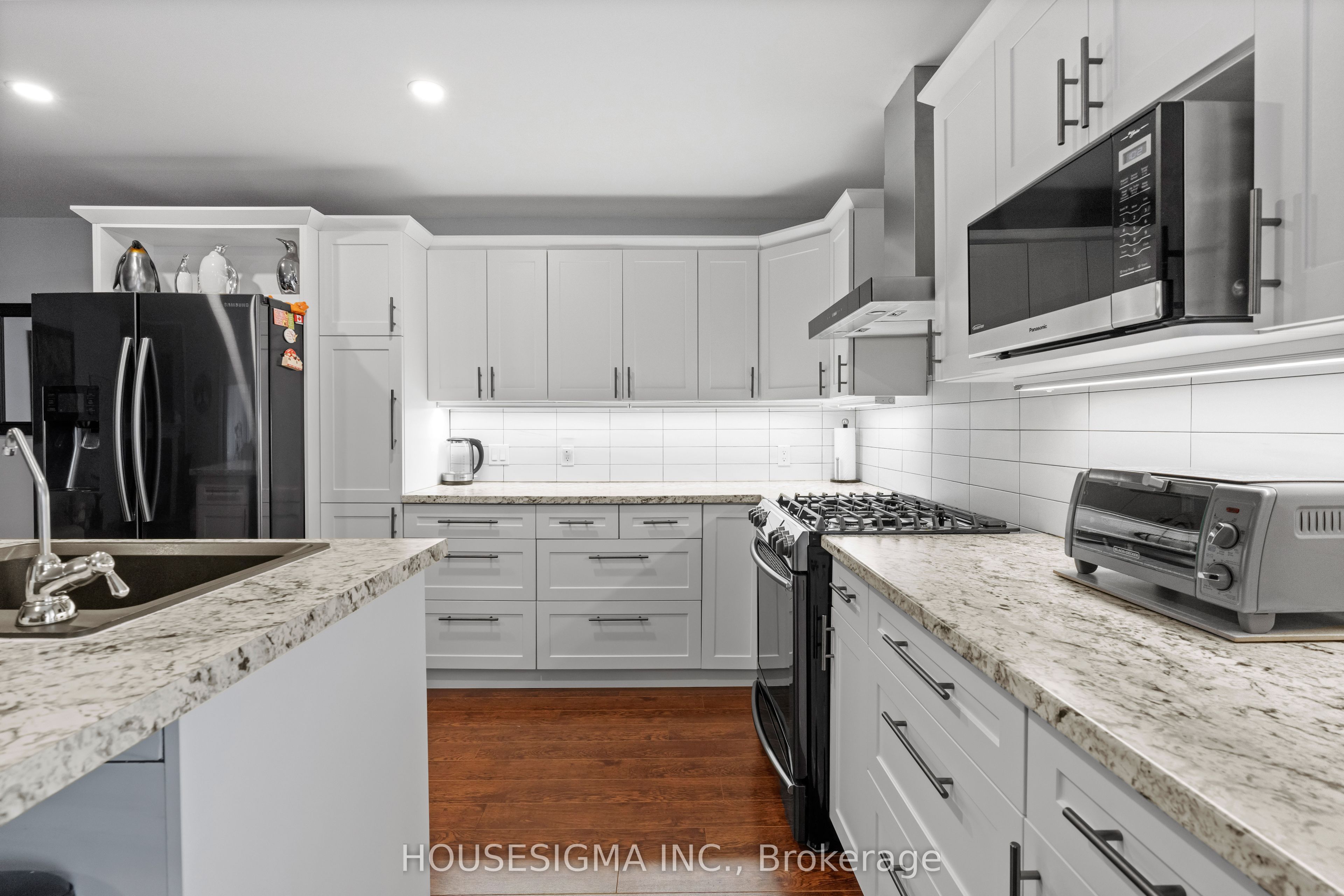 19 Dalewood Drive, St. Thomas St. Thomas