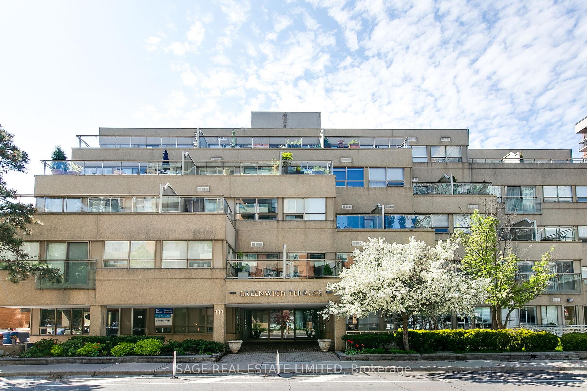 2 Bedrooms Condo at 111 Merton, Toronto For sale