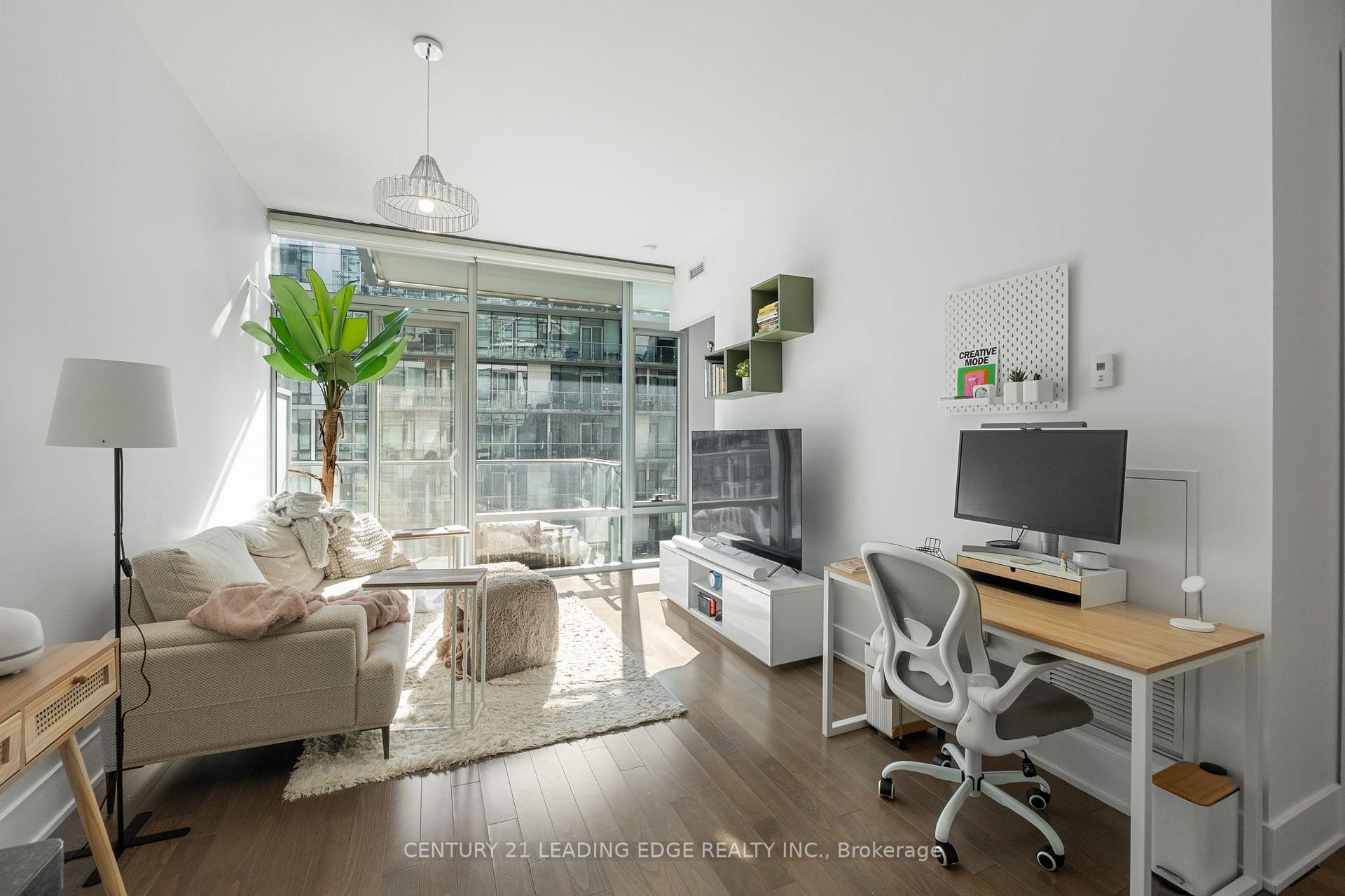 1 Bedroom Condo at 39 Queens, Toronto For sale