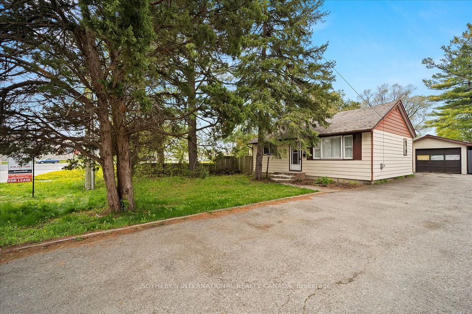 1964 ROYAL Road, Pickering, ON L1V 1Y2