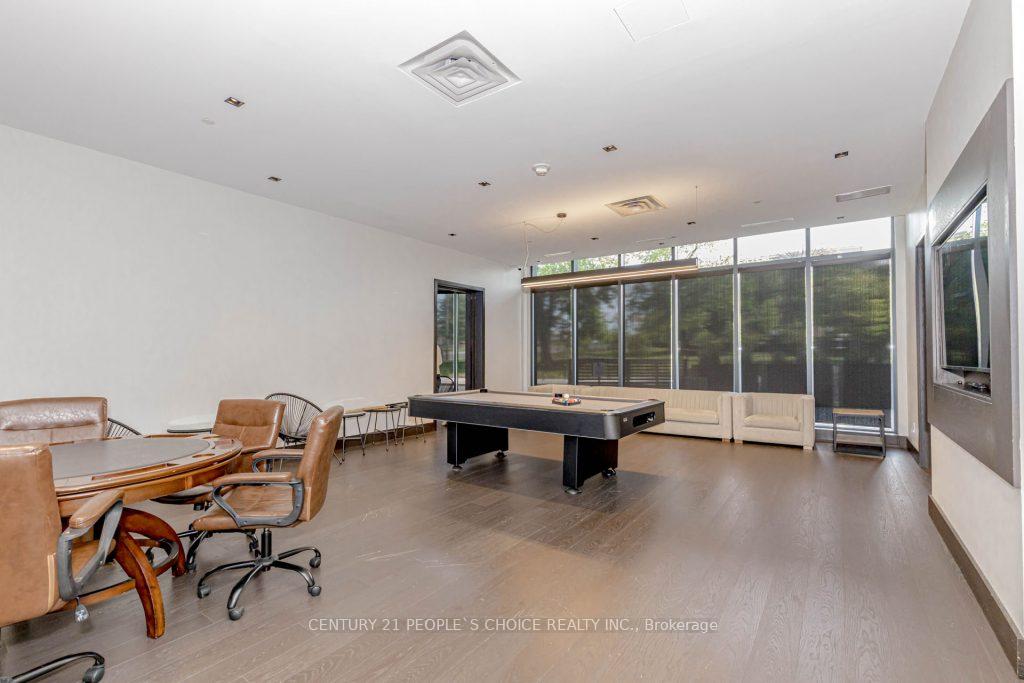2 Bedrooms Condo at 1461 Lawrence, Toronto For sale