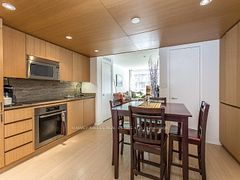 15 Iceboat Terrace 335