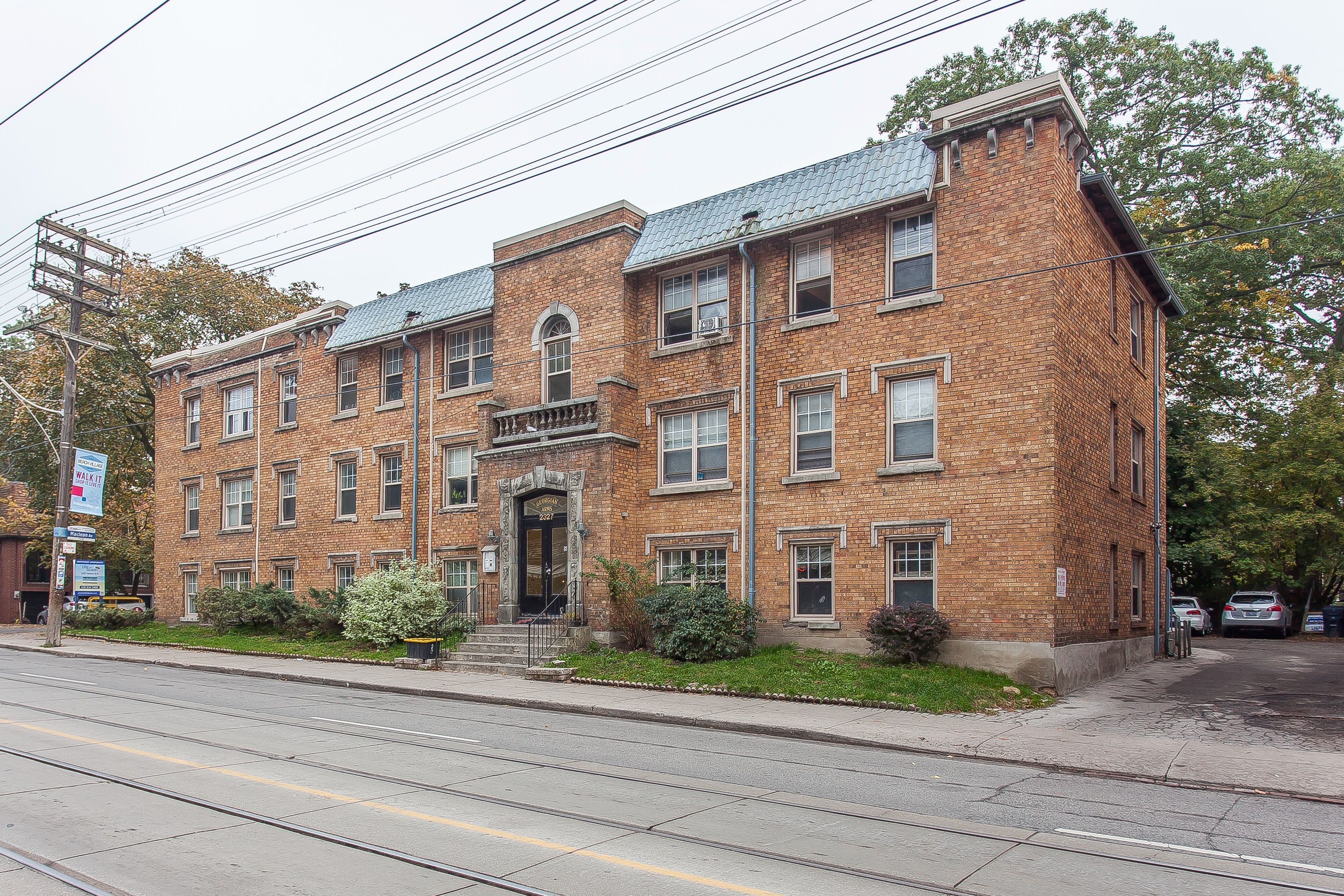 2327 Queen Street Toronto E02 Ontario M4E 1G7