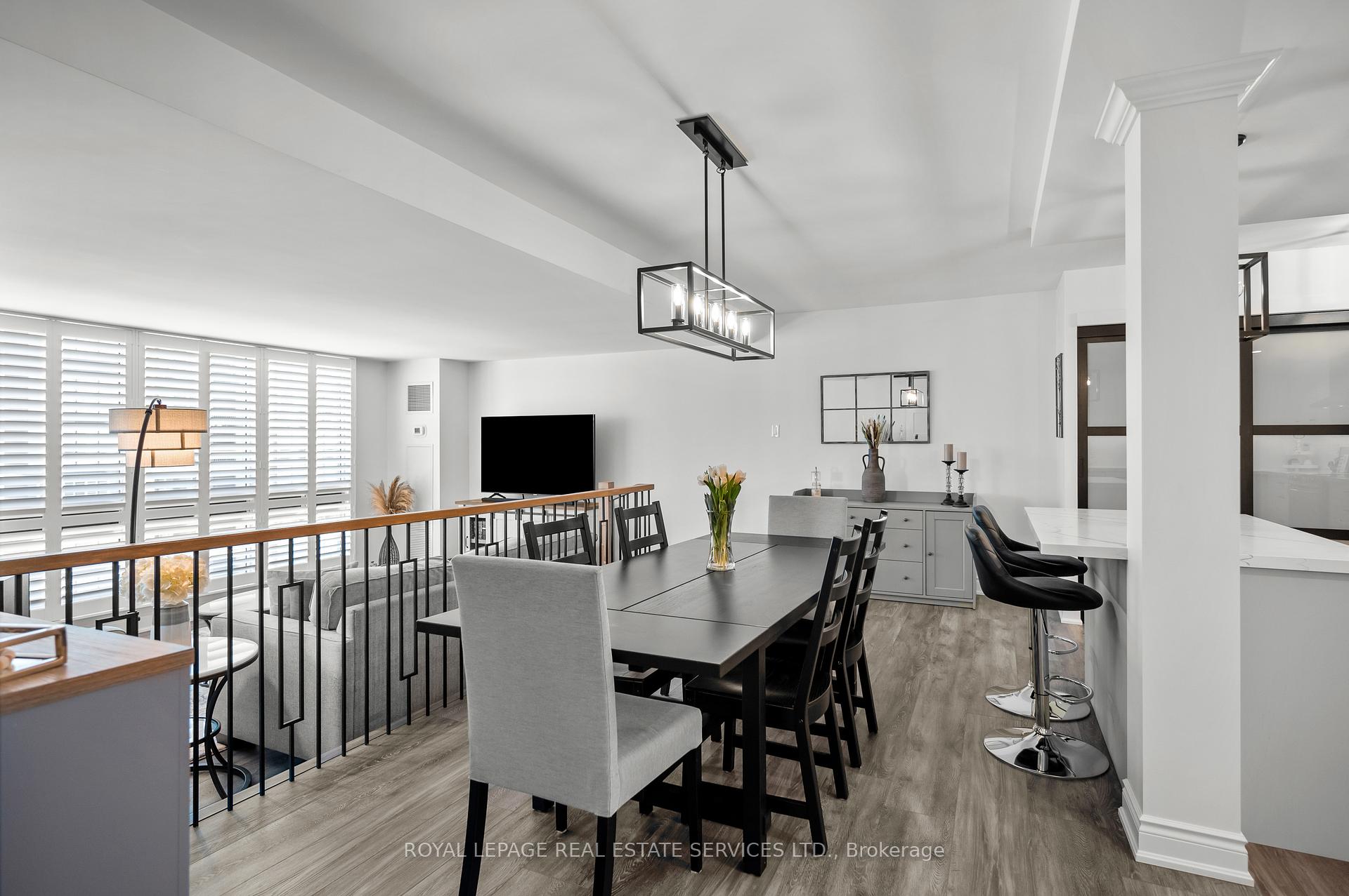 2 Bedrooms Condo at 2185 Marine,  Oakville For sale