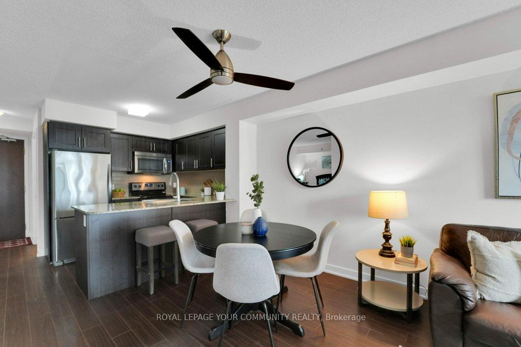 2 Bedrooms Condo at 185 Bonis, Toronto For sale