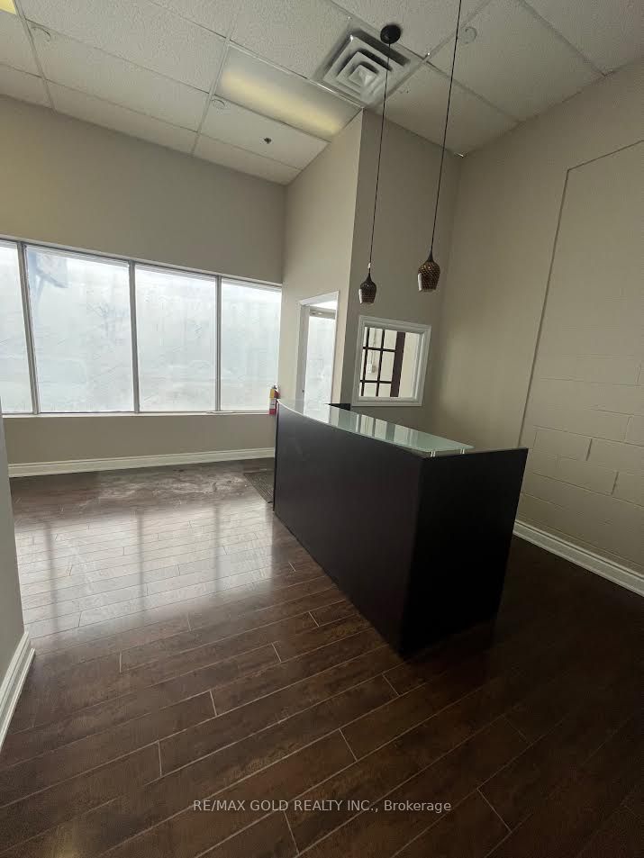 284 Orenda Road, #16