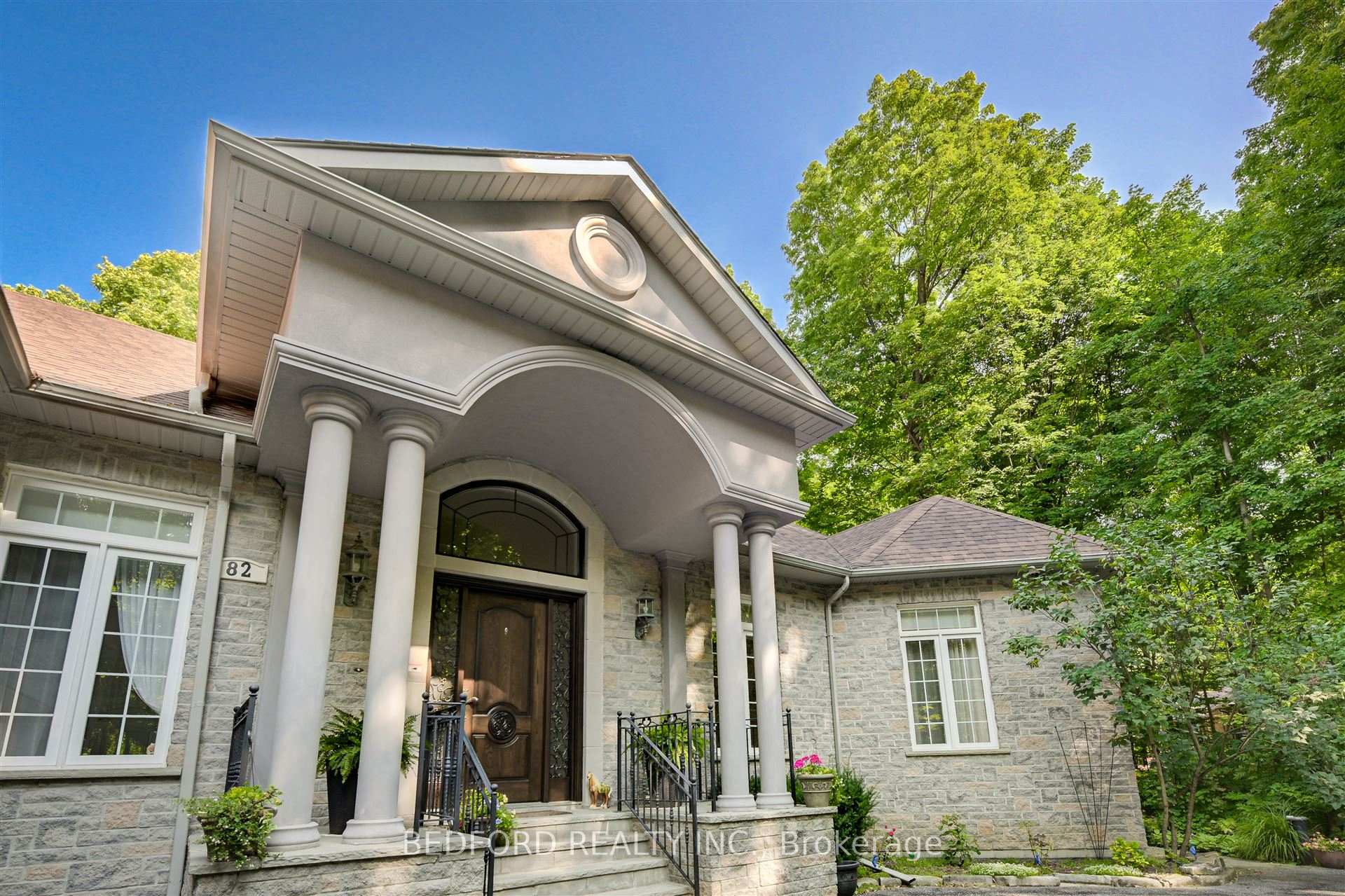 82 Hill Country Drive, Whitchurch-Stouffville, ON L4A 3T2
