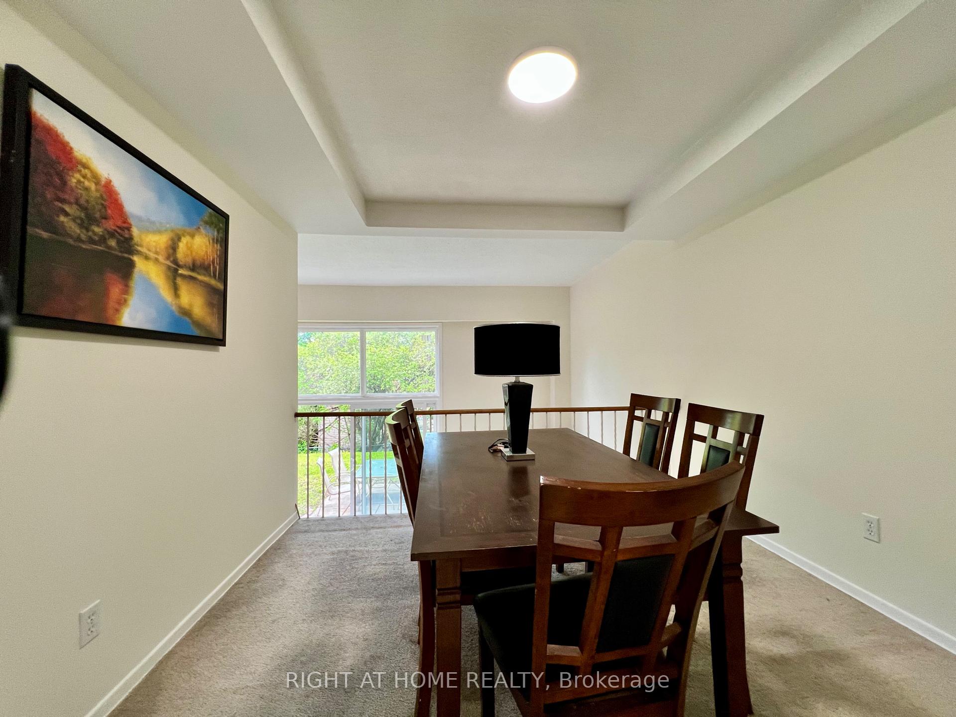 4 Bedrooms Condo at 286 Sprucewood, Toronto For sale