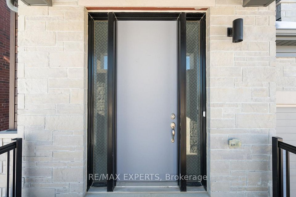 https://trreb-image.ampre.ca/gvCk_8wJjF3Cg_4JgLHtNvLu5p0Fog_Te0pBFfITQoU/rs:fit:960:960/wm:.5:so:0:50:.4/wmsh:10/wmt:PHNwYW4gZm9yZWdyb3VuZD0nd2hpdGUnIGZvbnQ9JzY4Jz5SRS9NQVggRVhQRVJUUywgQnJva2VyYWdlPC9zcGFuPg/L3RycmViL2xpc3RpbmdzLzQwLzQwLzQ1LzUzL3AvNjBjZDBkNWQtZDc0Ni00NDMwLTkxNzctZWU3MmVlMjQ0OTk5LmpwZw.jpg