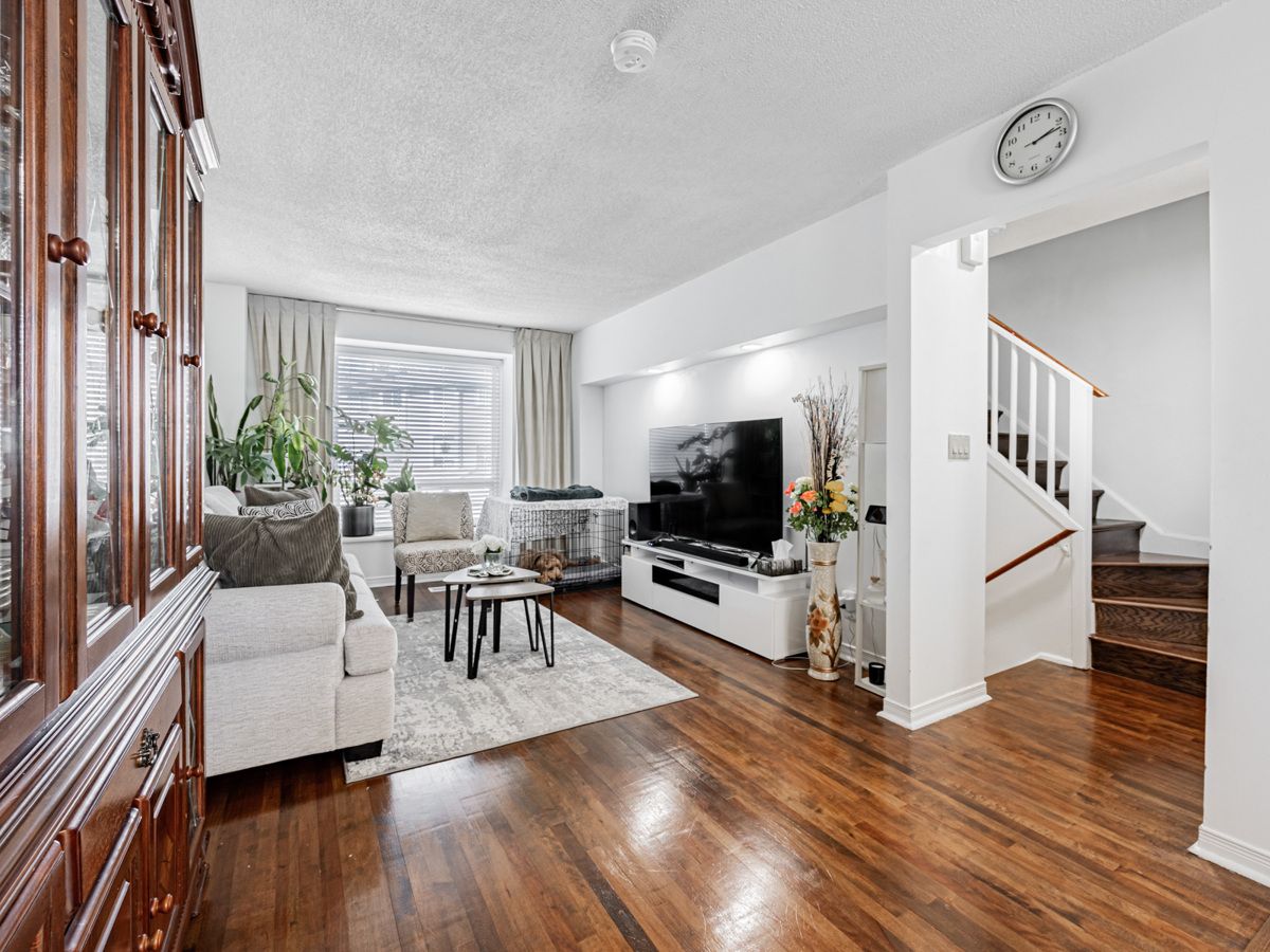 55 Collinsgrove Road 278