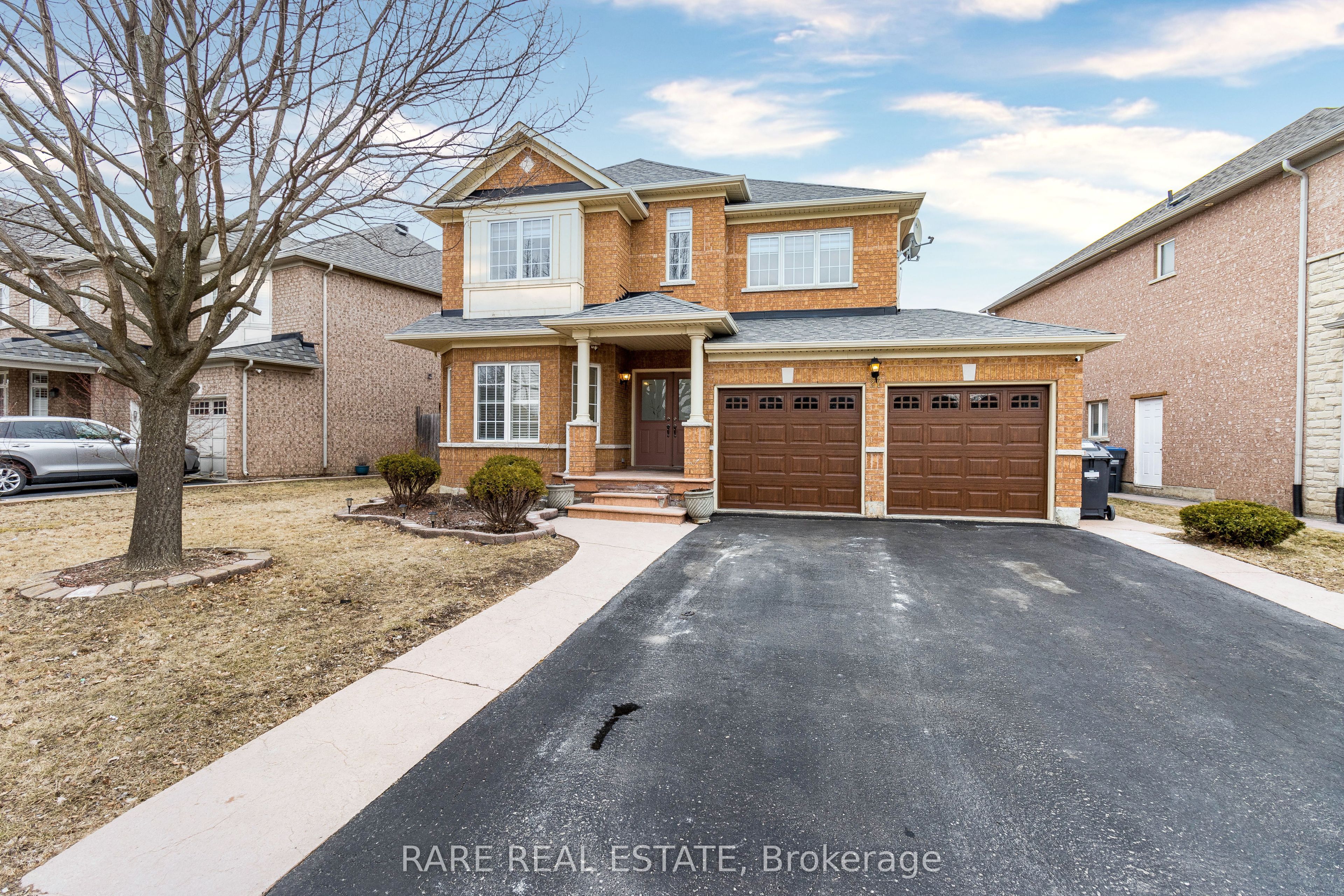 27 Summershade Street, Brampton, ON L6P 2C2