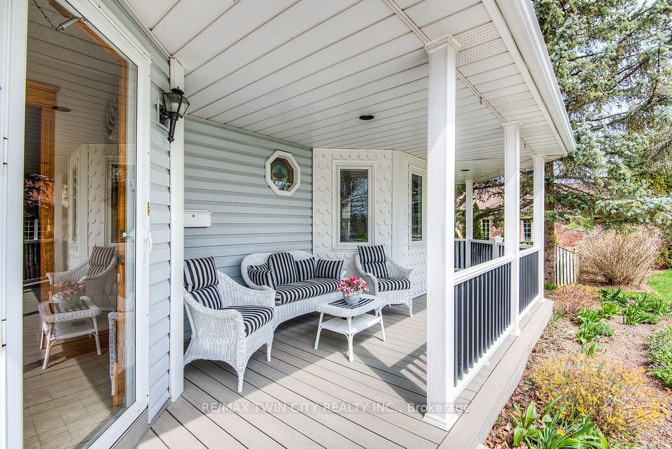 20 Vienna Crescent, Woolwich, ON N0B 2M1