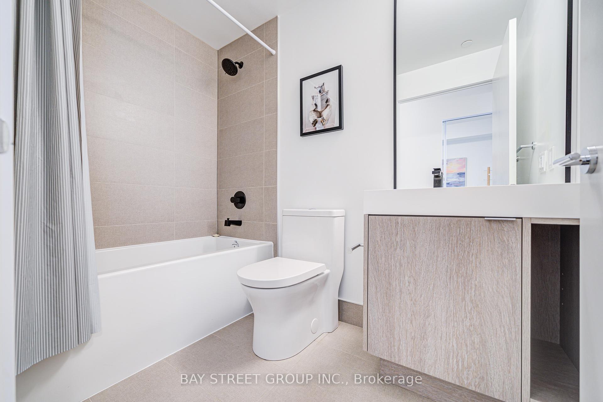 2 Bedrooms Condo at 250 Lawrence, Toronto For sale