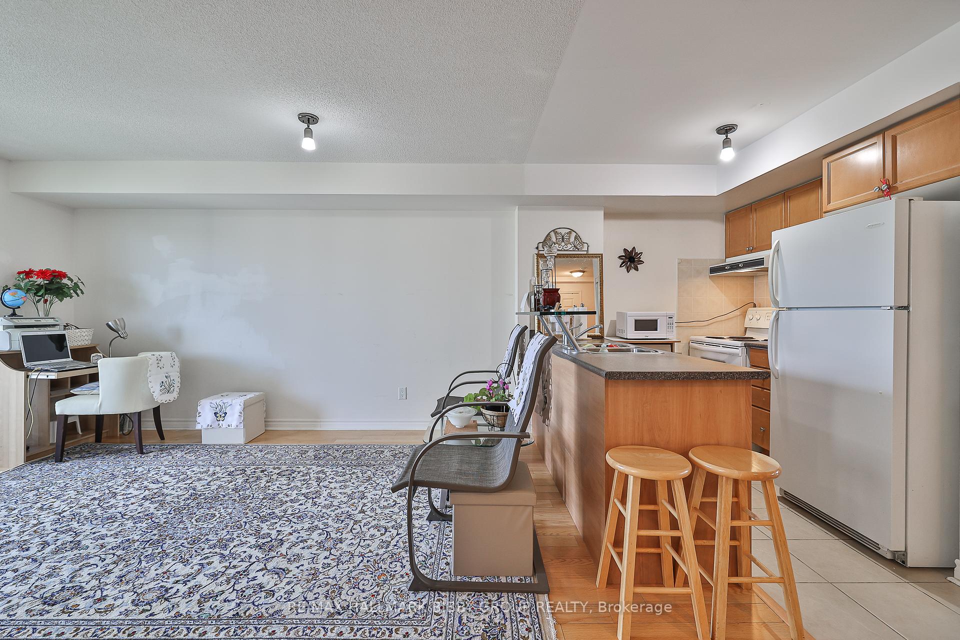 1 Bedroom Condo at 70 High Park, Toronto For sale