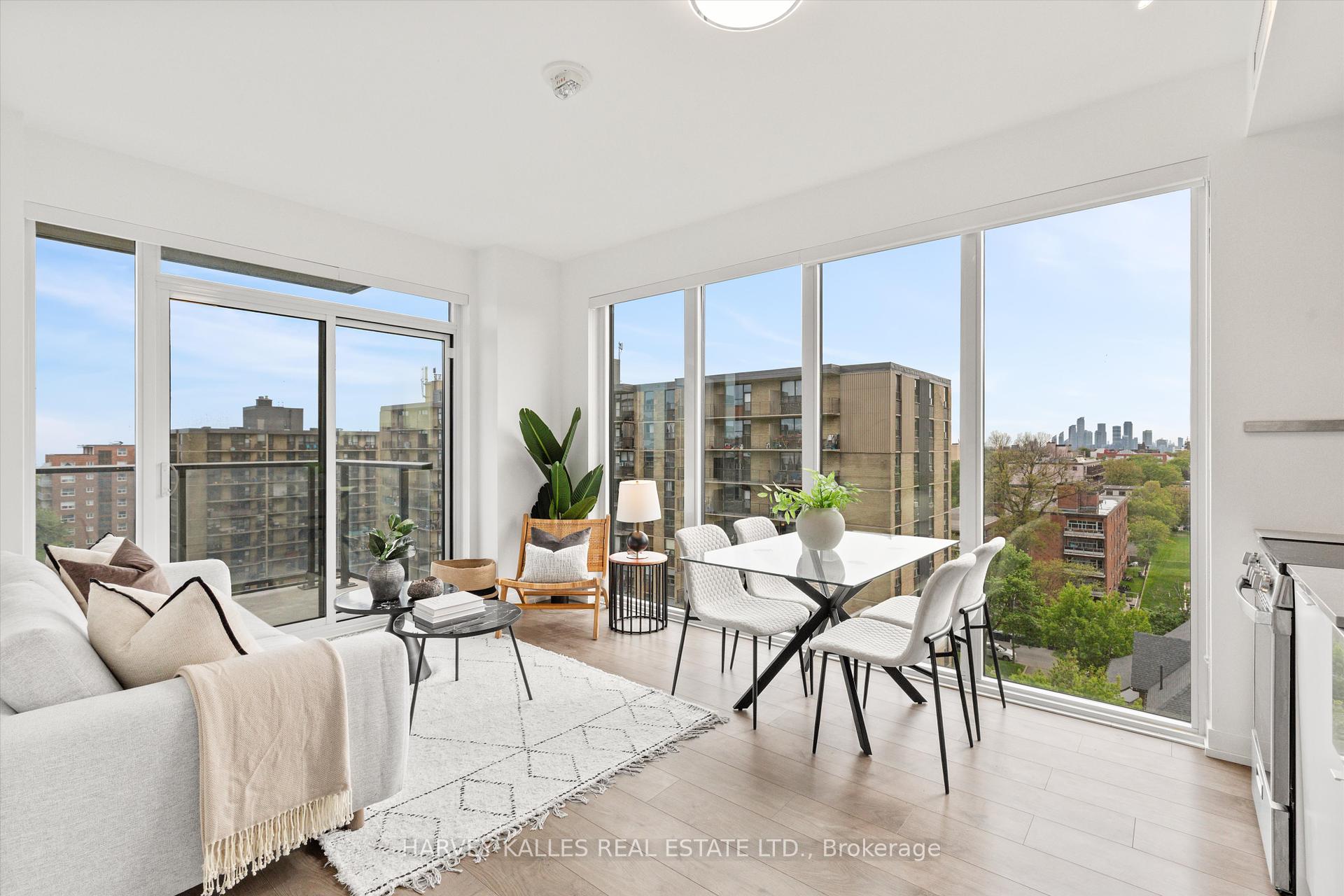 2 Bedrooms Condo at 270 Dufferin, Toronto For sale