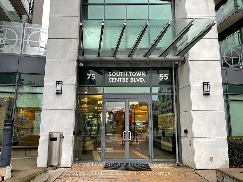 75 South Town Centre
