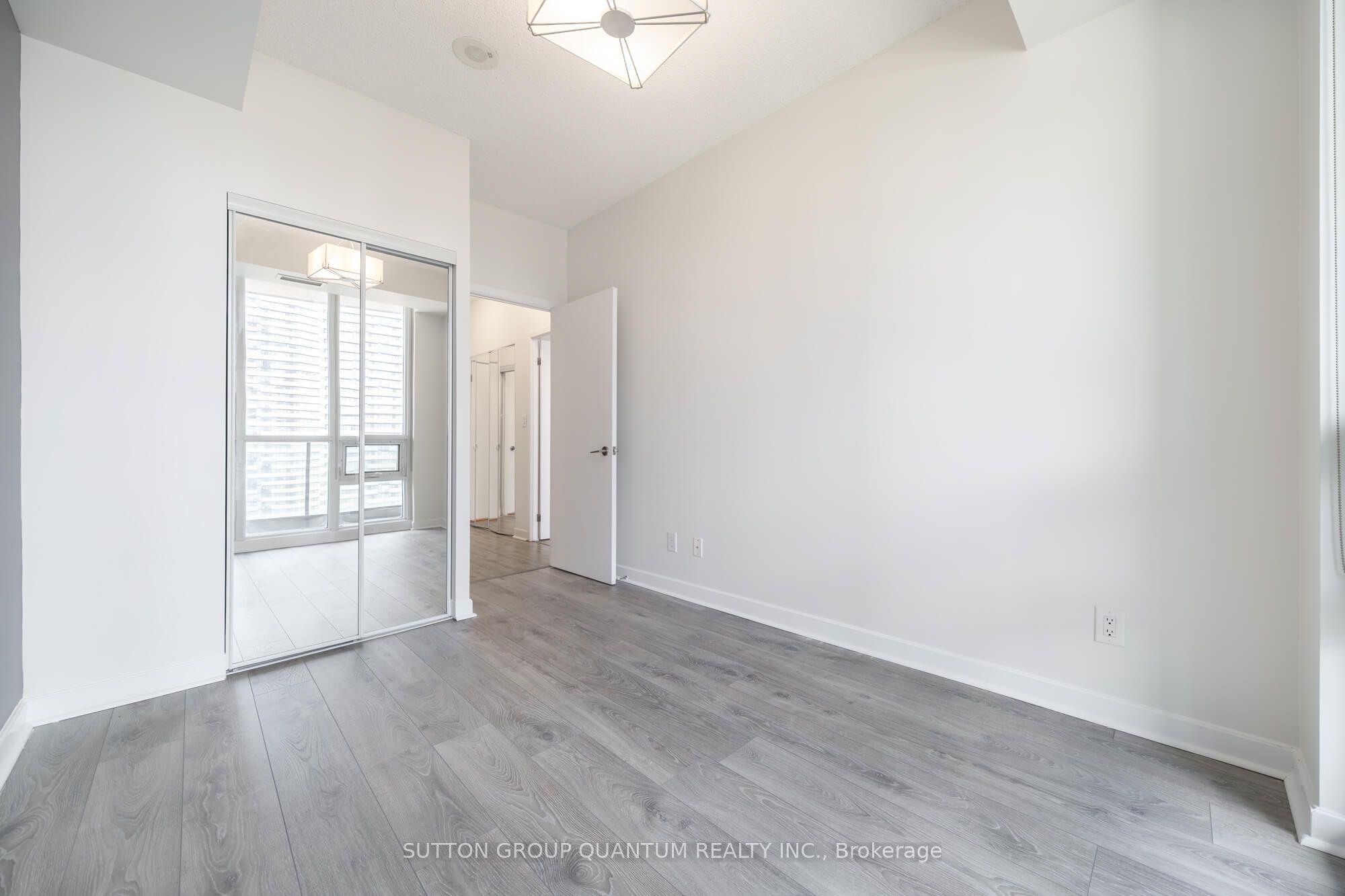 18 Harbour Street, #2901
