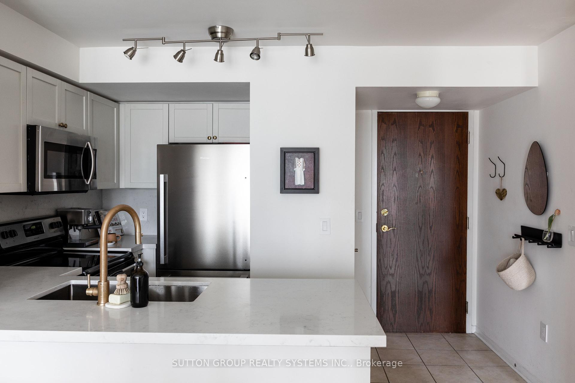 1 Bedroom Condo at 11 Michael Power, Toronto For sale