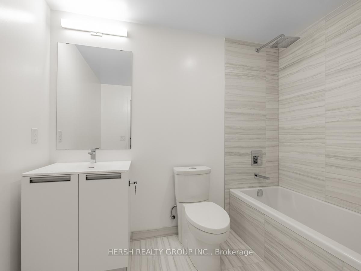 2 Bedrooms Condo at 160 Kingsway,  Toronto For sale