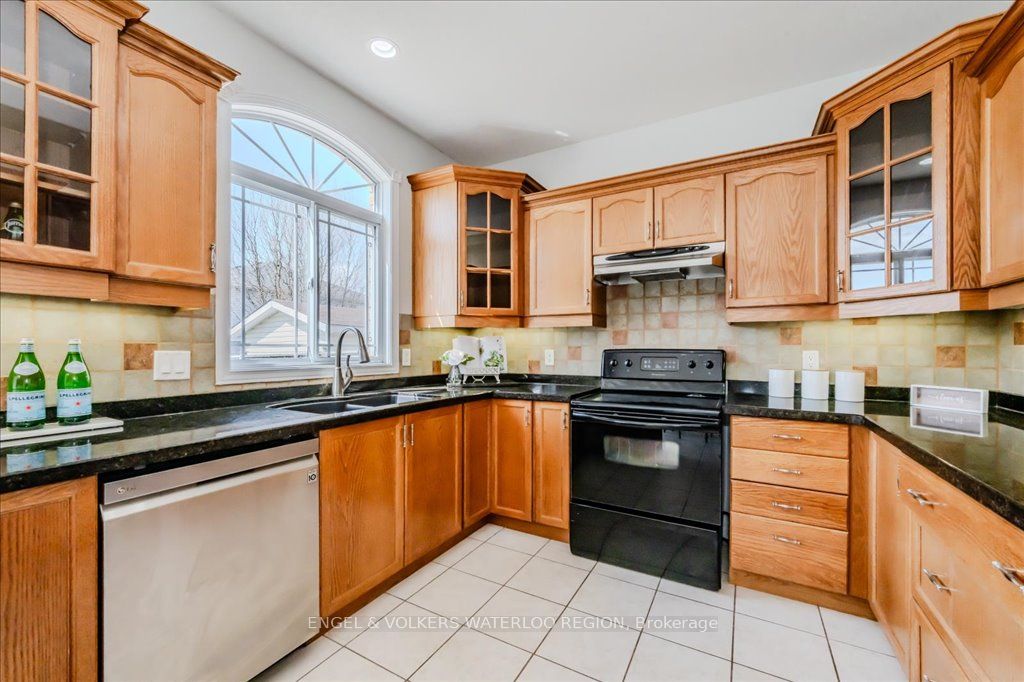 705 Breakwater Crescent