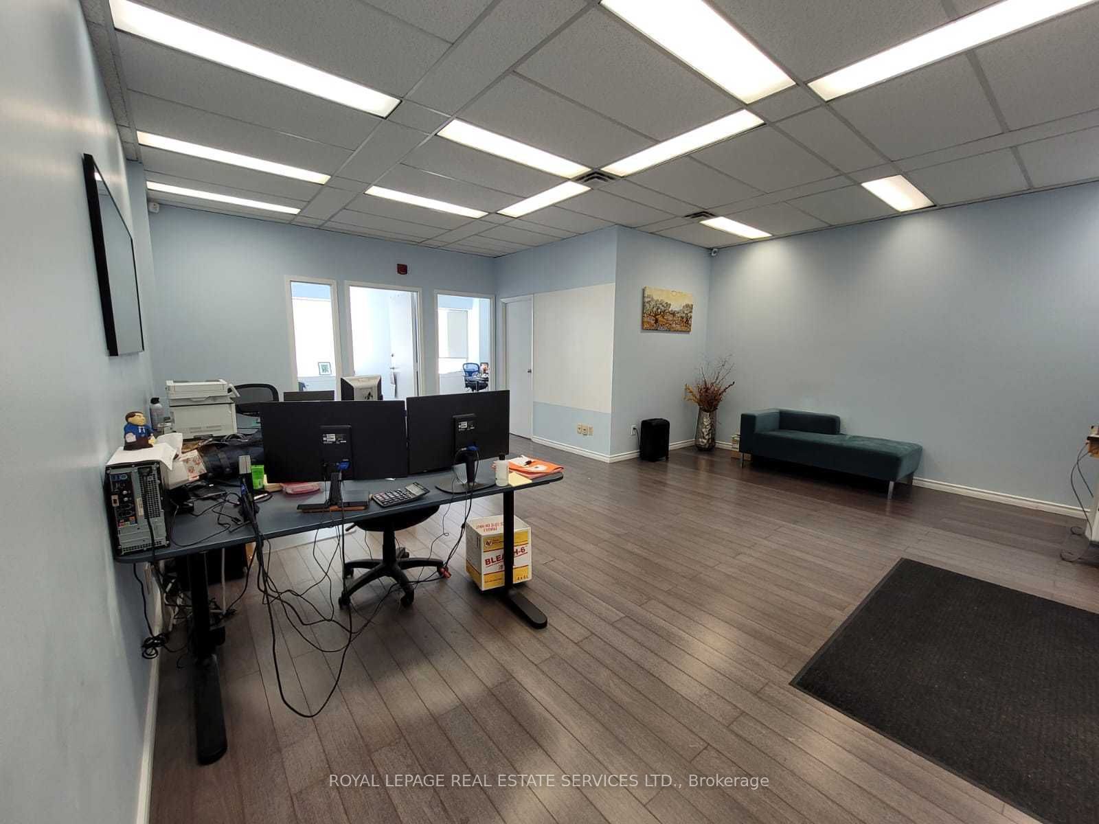 220 Duncan Mill Road, #212