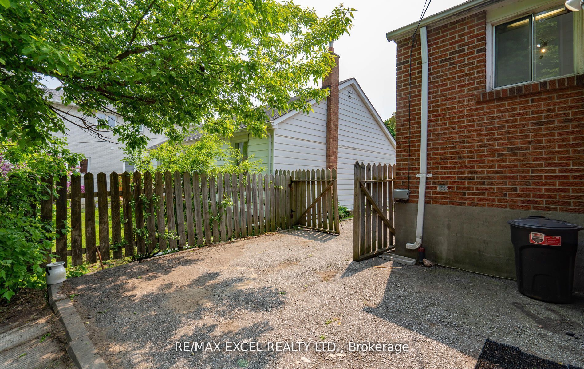 104 Highland Park Boulevard
