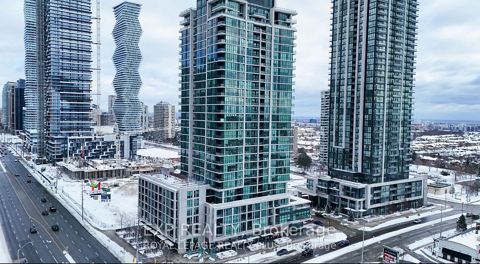 3985 Grand Park