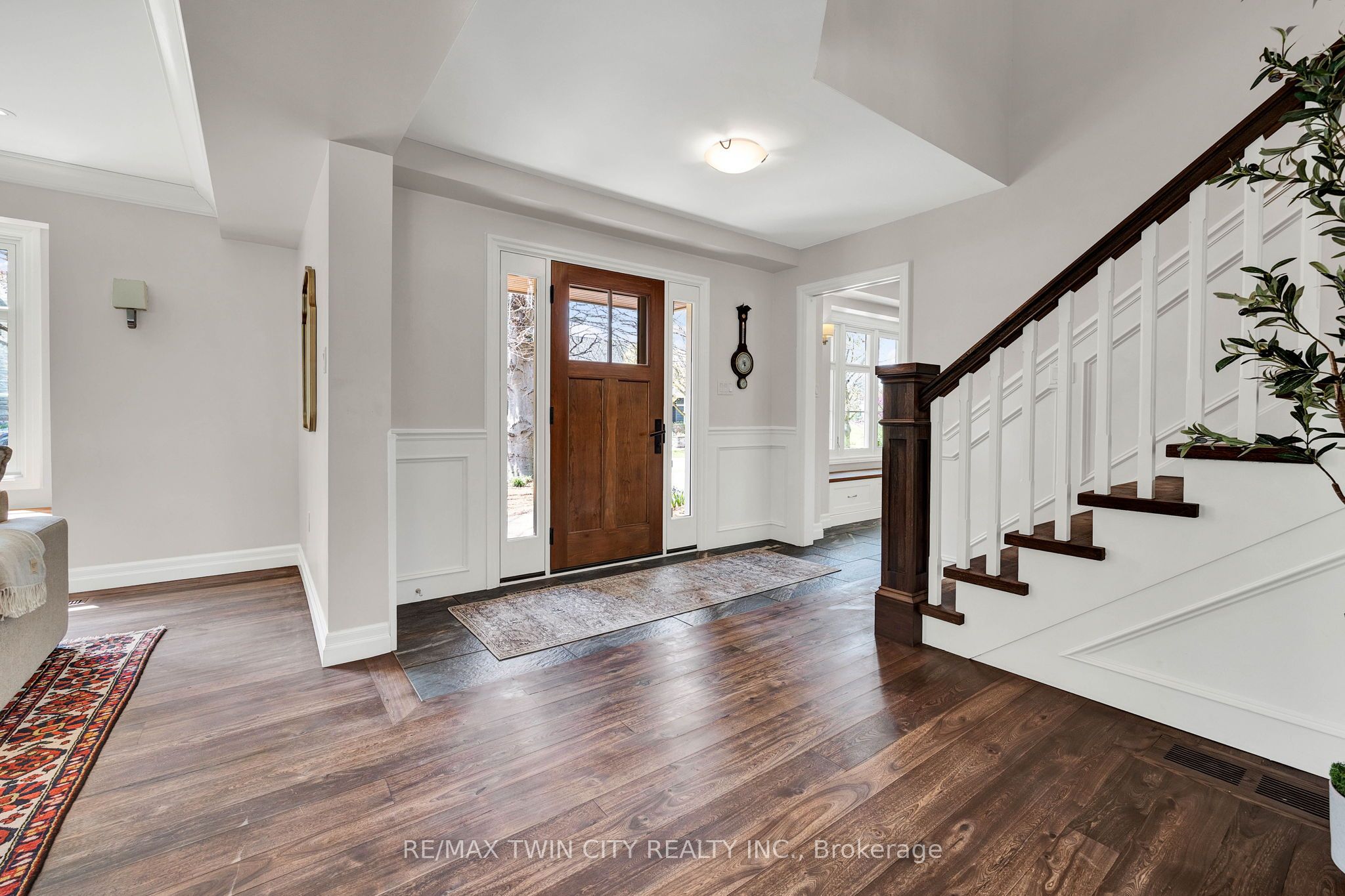 7 Huntley Crescent