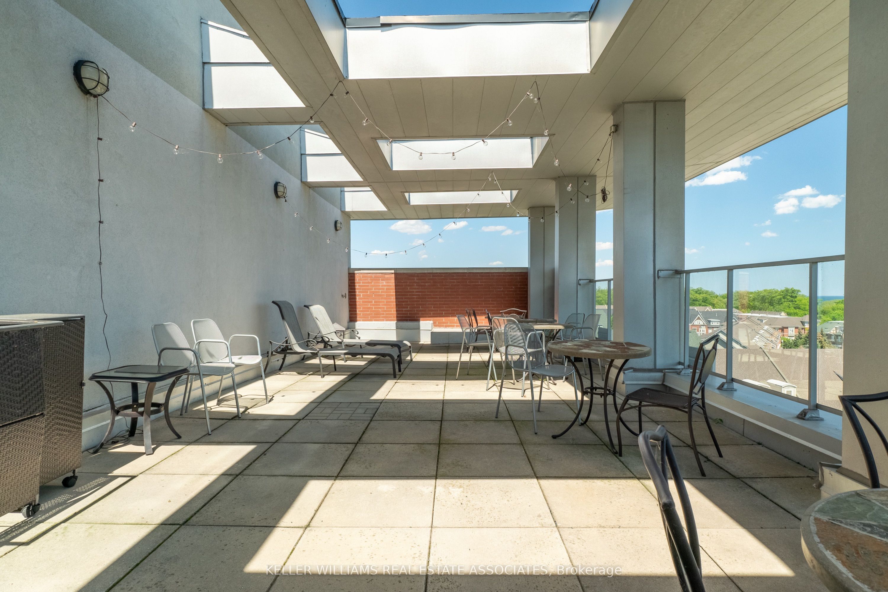 80 Port Street E, #208