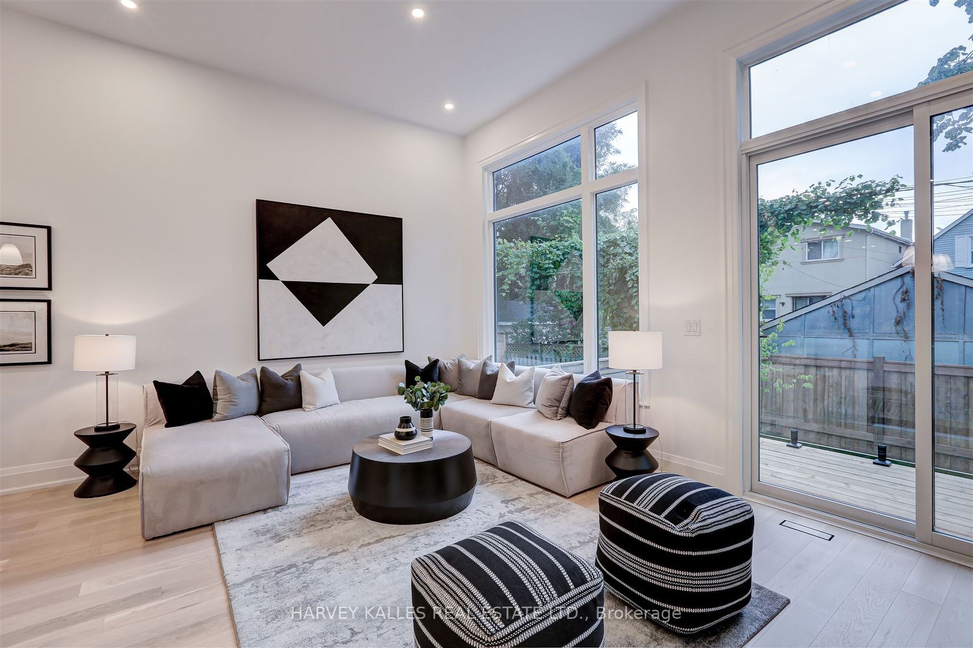 7B Bracebridge Avenue
