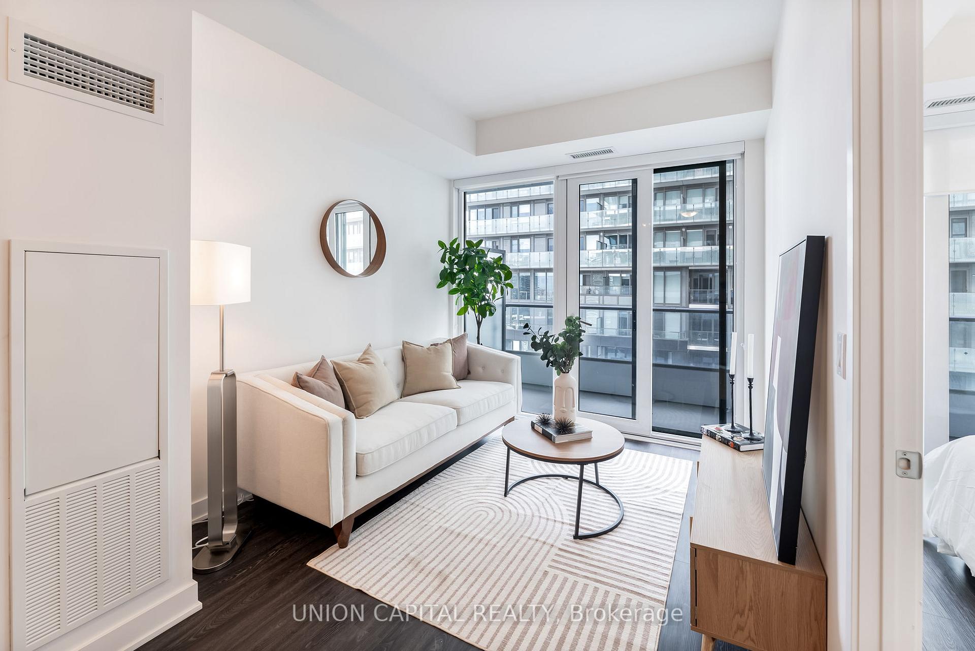 2 Bedrooms Condo at 70 Princess, Toronto For sale