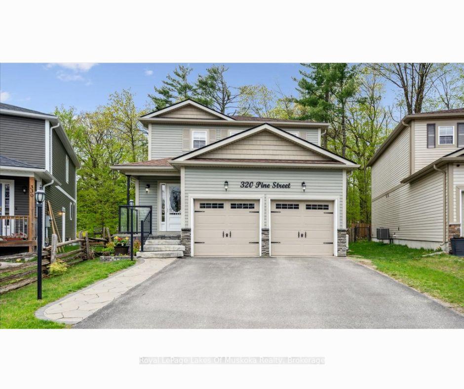 320 Pine Street, Gravenhurst, ON P1P 1B1