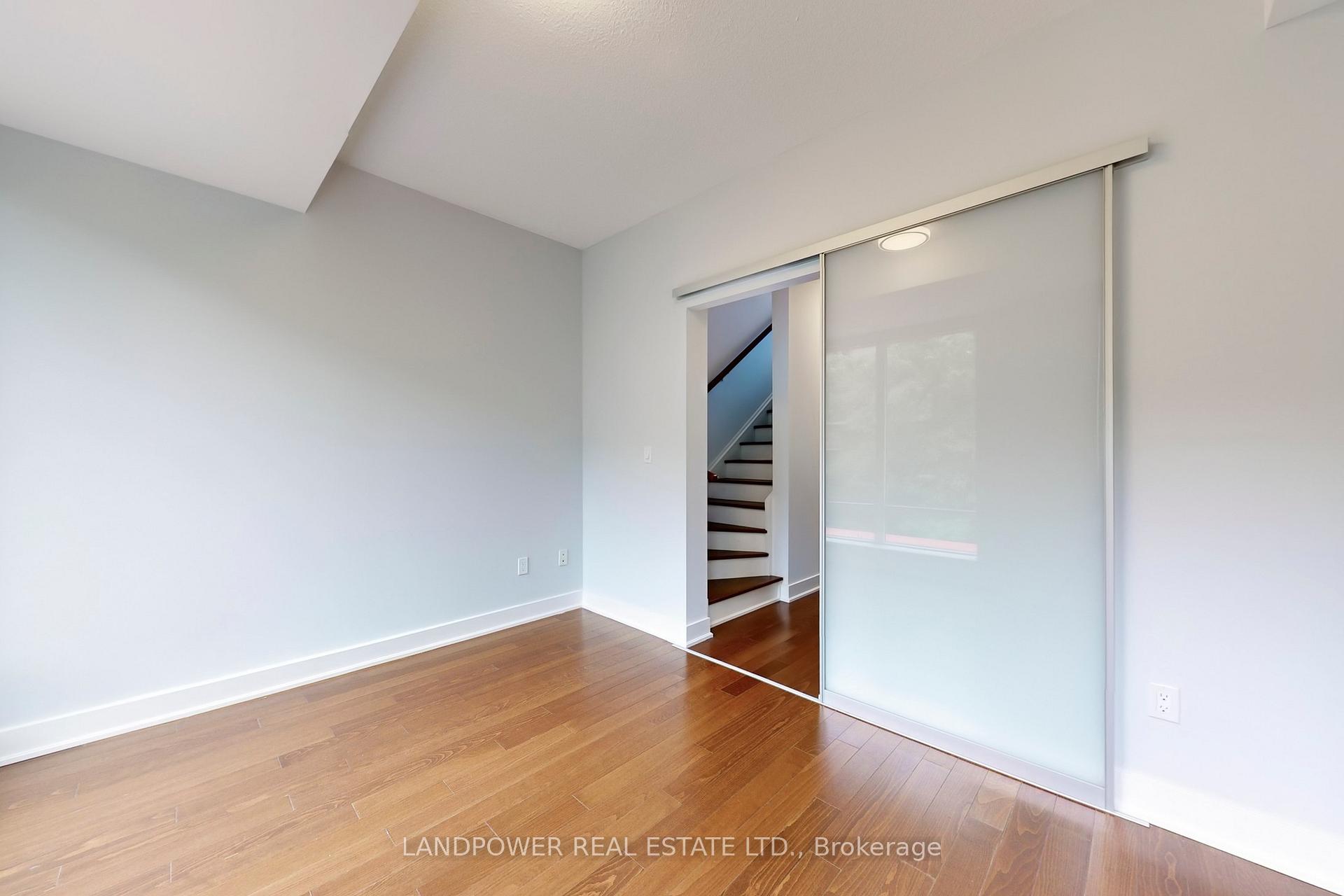 4 Bedrooms Condo at 88 Sheppard, Toronto For sale