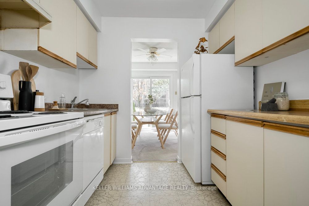 2355 Fifth Line W, #6