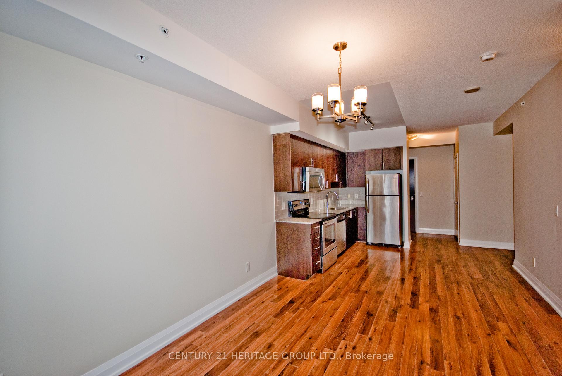 2 Bedrooms Condo at 85 North Park, Vaughan For sale
