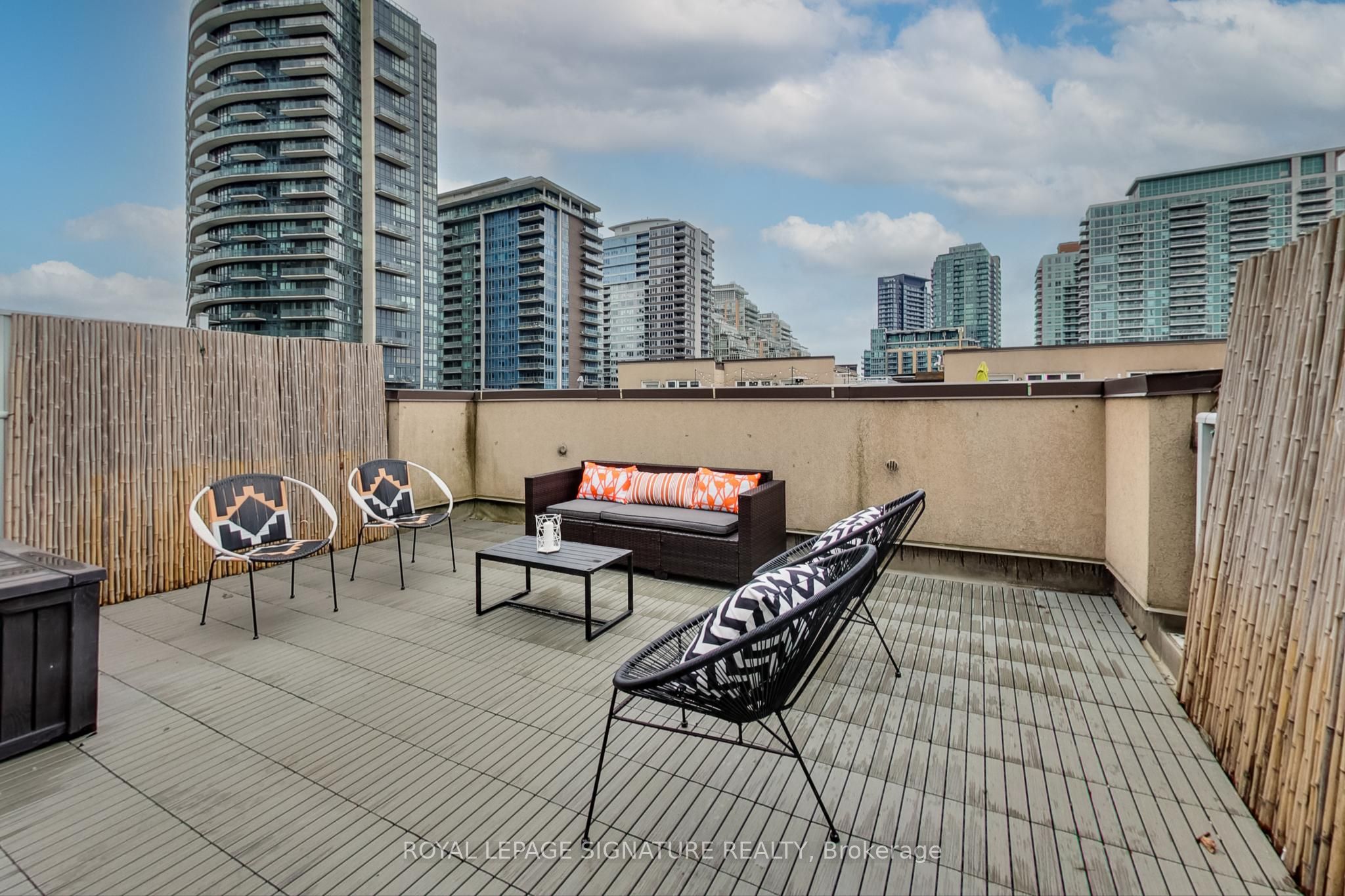 22 Western Battery Road, #115