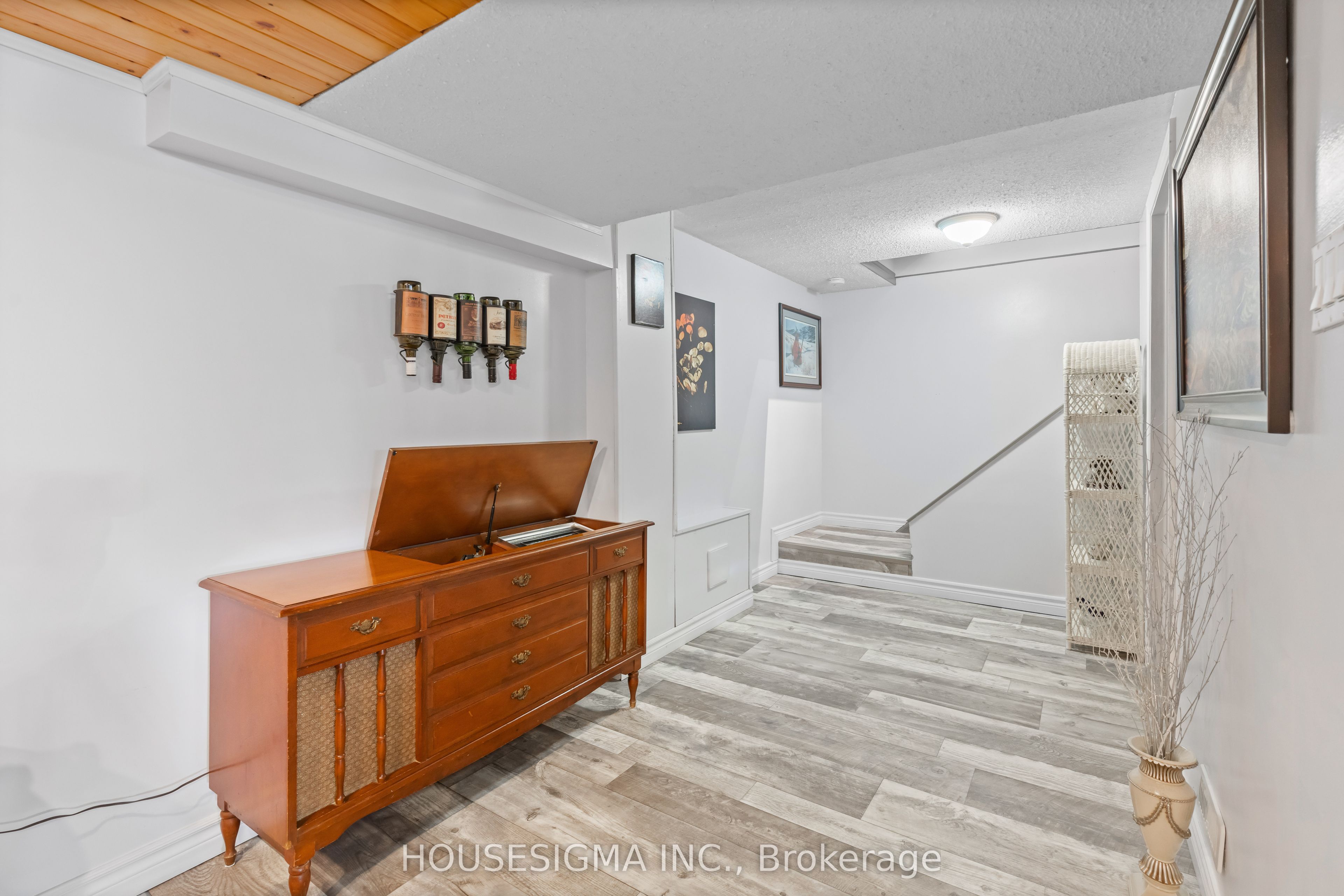 19 Dalewood Drive, St. Thomas St. Thomas