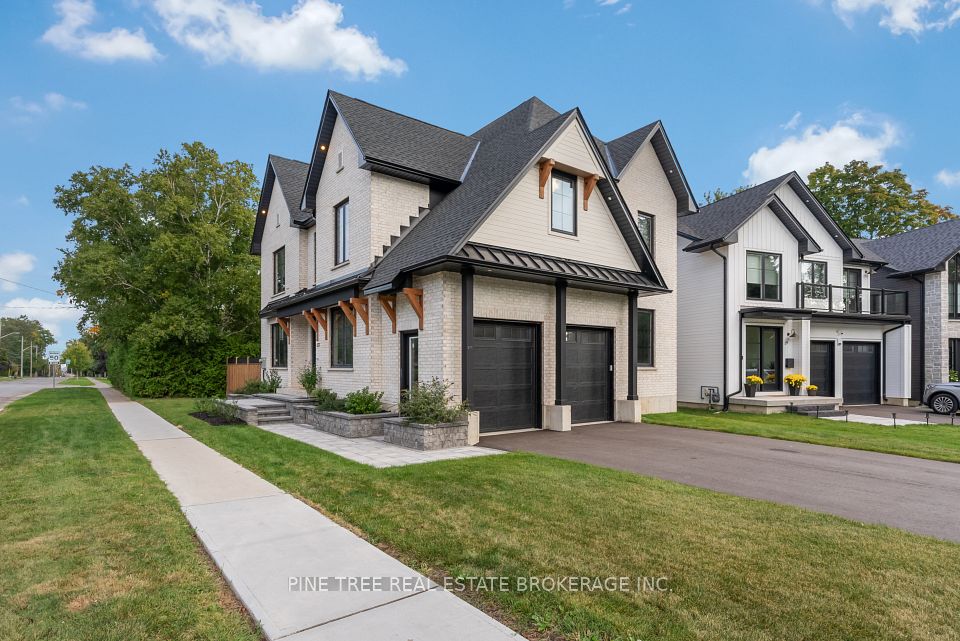 271 Codrington