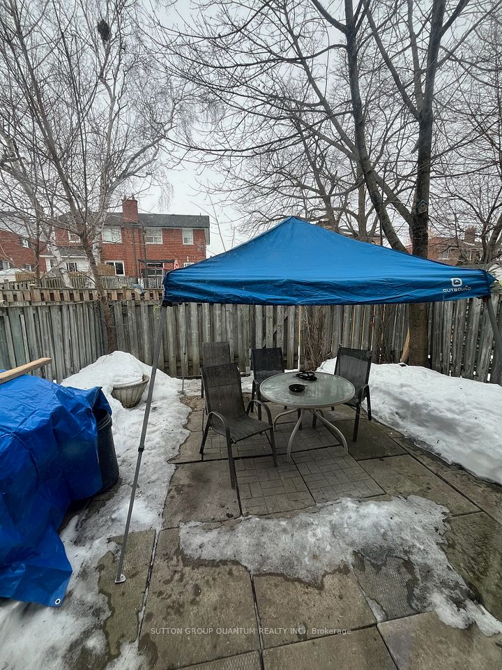 https://trreb-image.ampre.ca/h4MuBLr1cxVl9PiRSLORn4uWsaCfIqnab3X8ikNoi0w/rs:fit:960:960/wm:.5:so:0:50:.4/wmsh:10/wmt:PHNwYW4gZm9yZWdyb3VuZD0nd2hpdGUnIGZvbnQ9JzY4Jz5TVVRUT04gR1JPVVAgUVVBTlRVTSBSRUFMVFkgSU5DLiwgQnJva2VyYWdlPC9zcGFuPg/L3RycmViL2xpc3RpbmdzLzQwLzY5LzI5Lzc5L3AvNGM4YzUyYzktZDg1Zi00ZTdjLTg4ZjUtNjIwNDRlMDVmNzJjLkpQRw.jpg