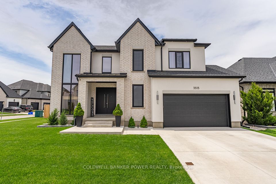 3513 Grand Oak