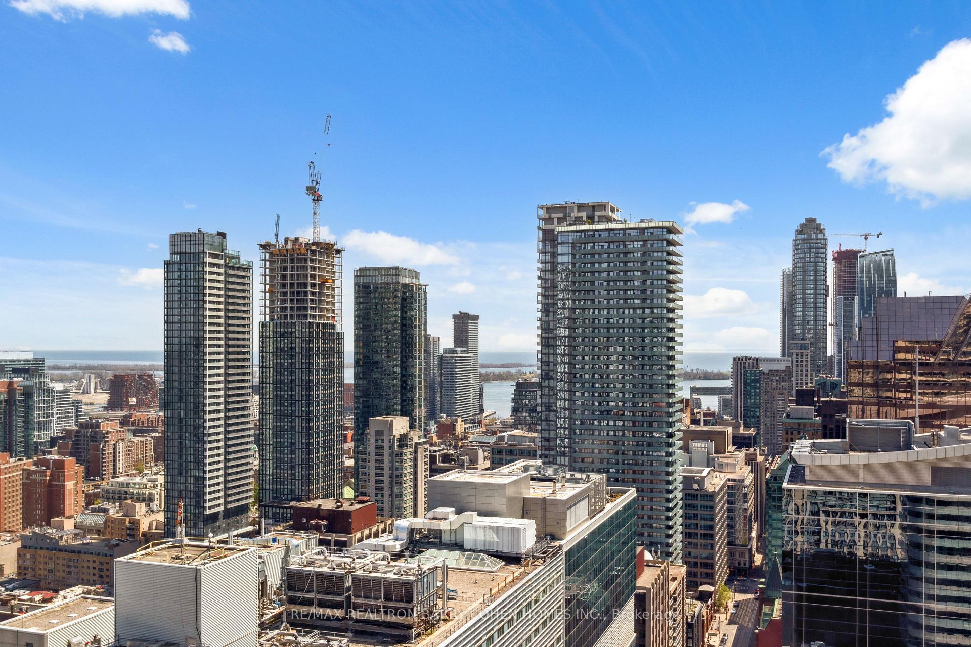 1 Bedroom Condo at 210 Victoria, Toronto For sale