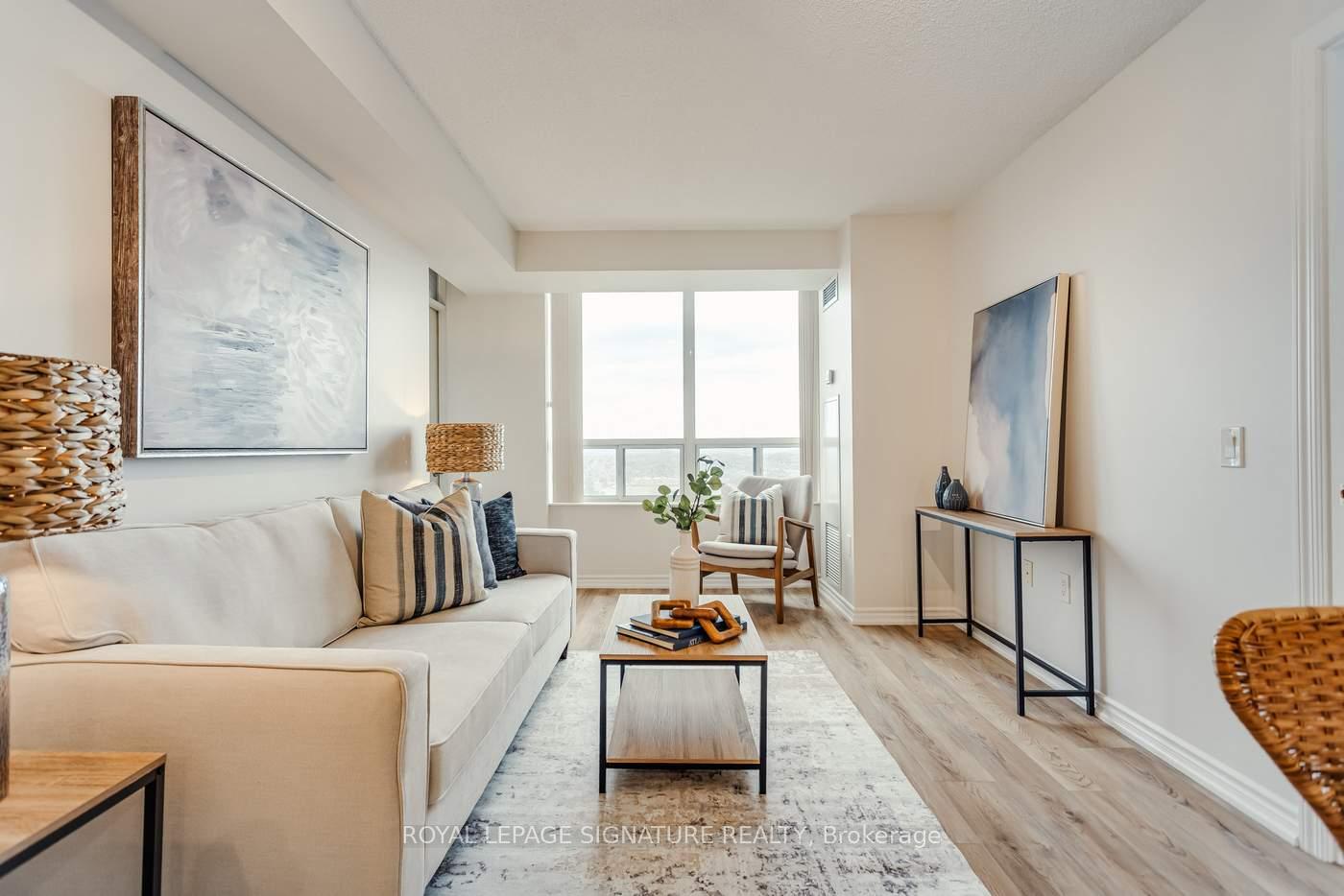 2 Bedrooms Condo at 55 Strathaven, Mississauga For sale