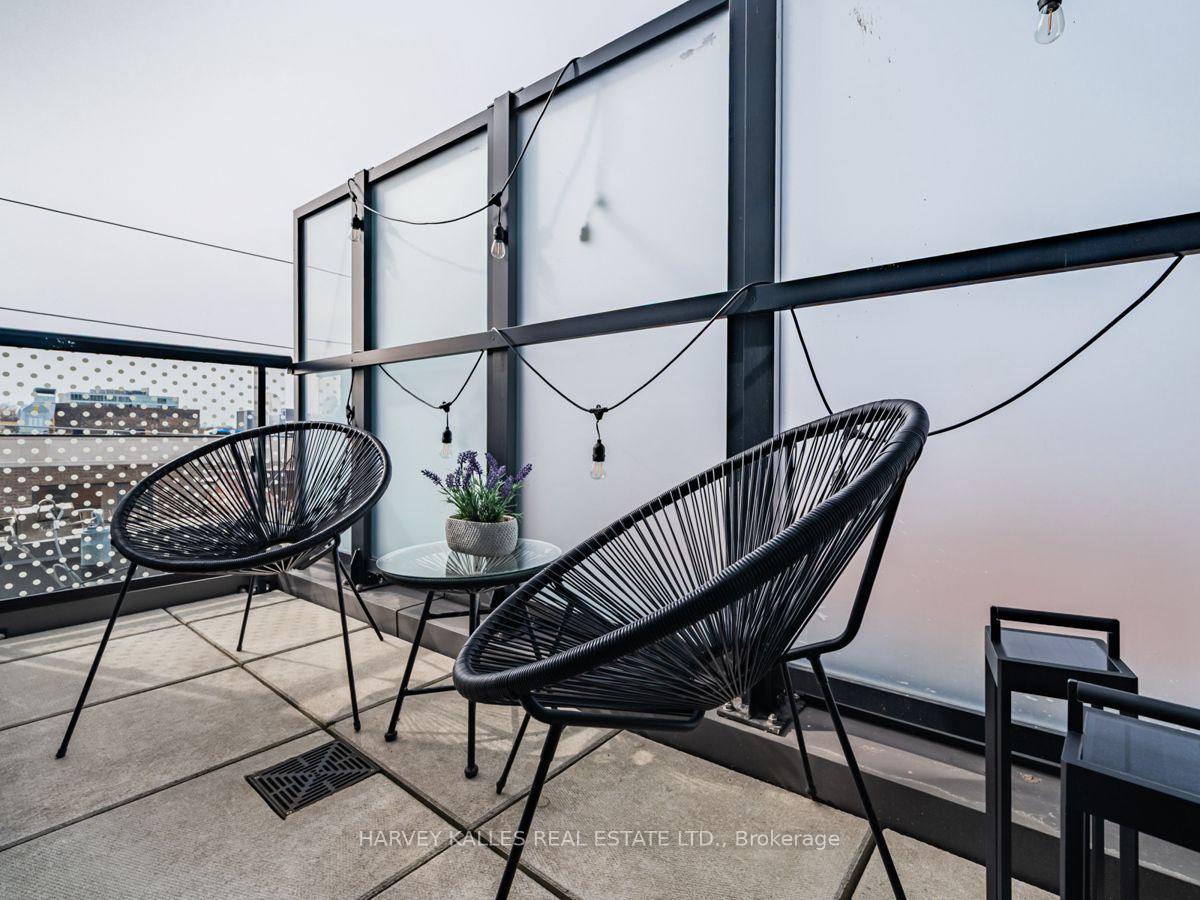 109 Ossington Avenue 407